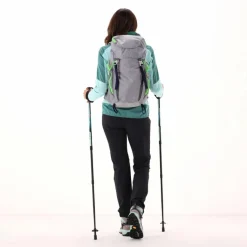 Extraleichte Softshelljacke mit Kapuze für Damen><noscript><img width=