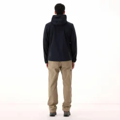 Herren Jacke aus Light Softshell mit abnehmbarer Kapuze><noscript><img width=