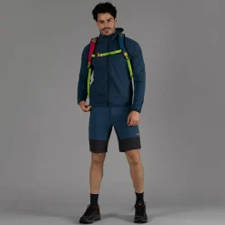 Herren-Bermuda mit 4-Way-Stretch-Gewebe><noscript><img width=