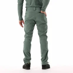 Herrenhose aus Softshell Slim Fit><noscript><img width=