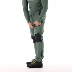 Herrenhose aus Softshell Slim Fit><noscript><img width=