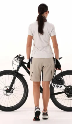 Technisches Radsport-T-Shirt für Damen mit kurzem Reißverschluss und Brusttasche><noscript><img width=